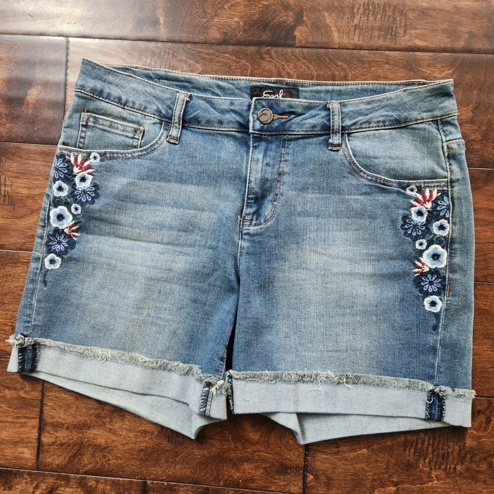 Earl Jean Denim Shorts Women 12 Blue Excellent Embroidered Floral Cuffed Raw Hem